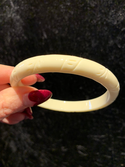 Fine Fakelite Bangle - White