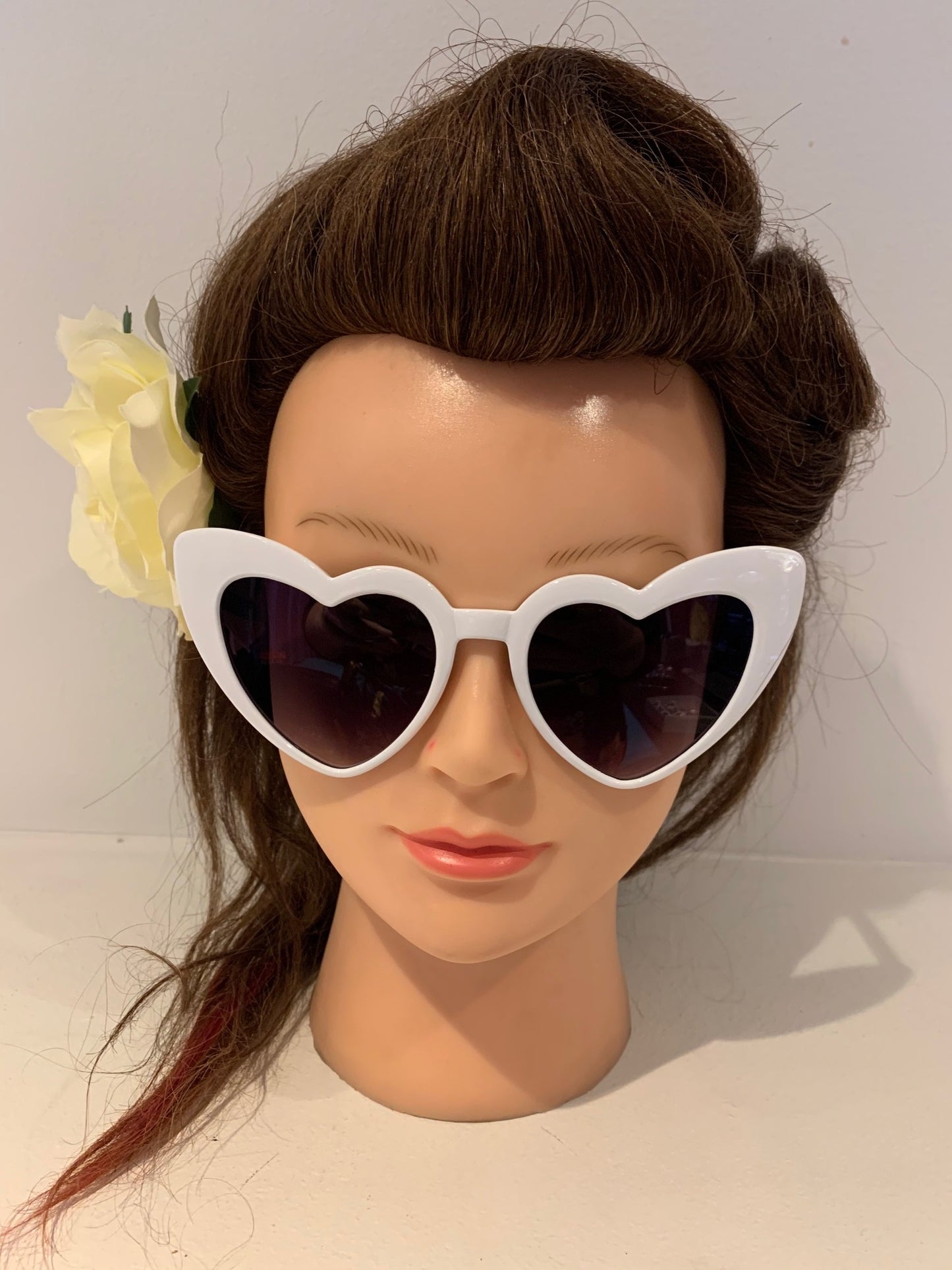 White Heart Cateye Sunglasses