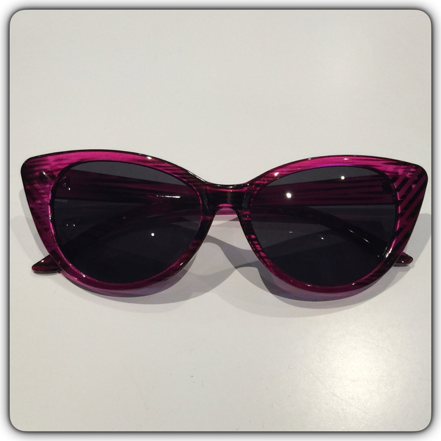 Rosa/svarta cateyes solglasögon