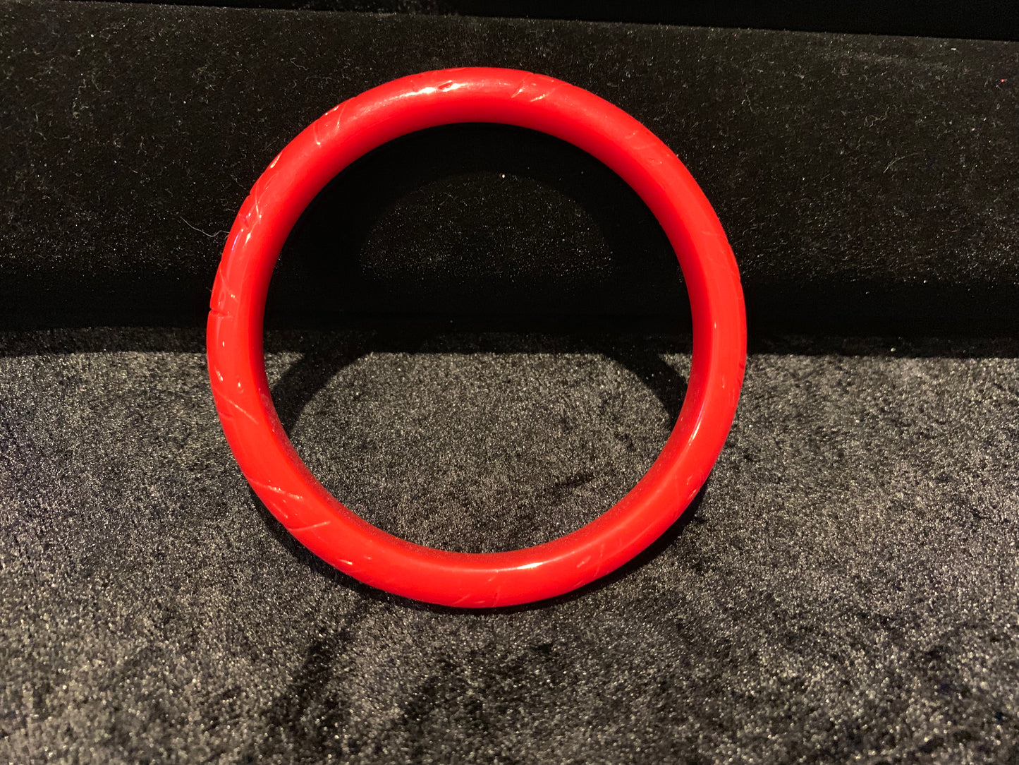 Fine Fakelite Bangle - Red